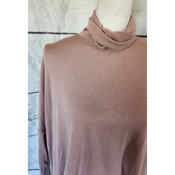 Kit and Ace Wool Blend Turtleneck Size Large - Picture 4 of 6